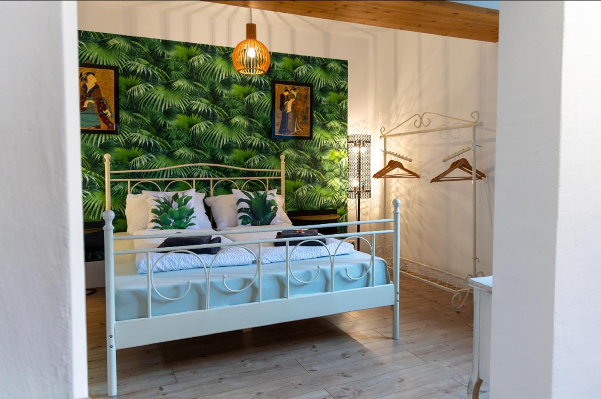 Pension-einfachanders Apartment